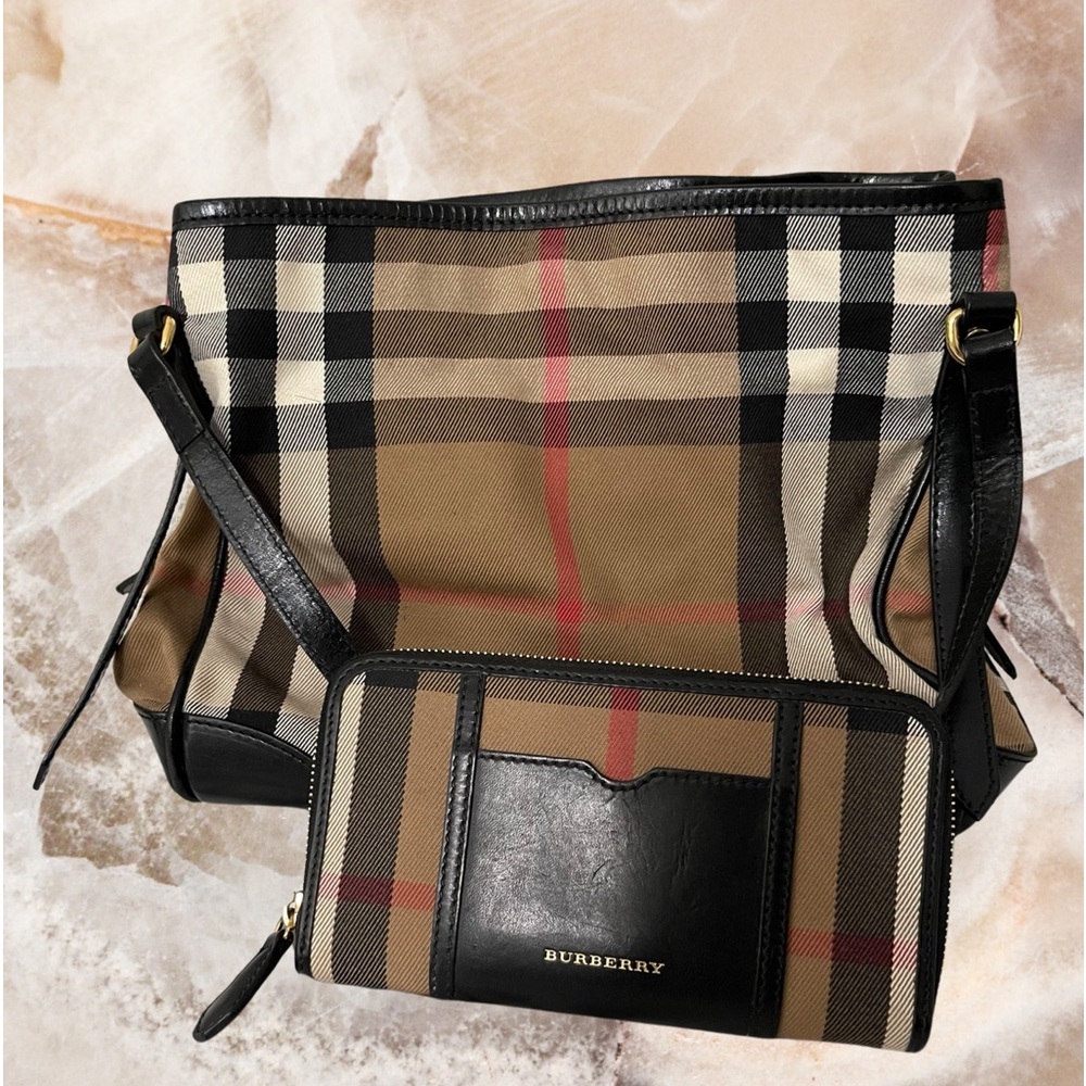 Burberry Brindle House check canterbury Tote with matching wallet